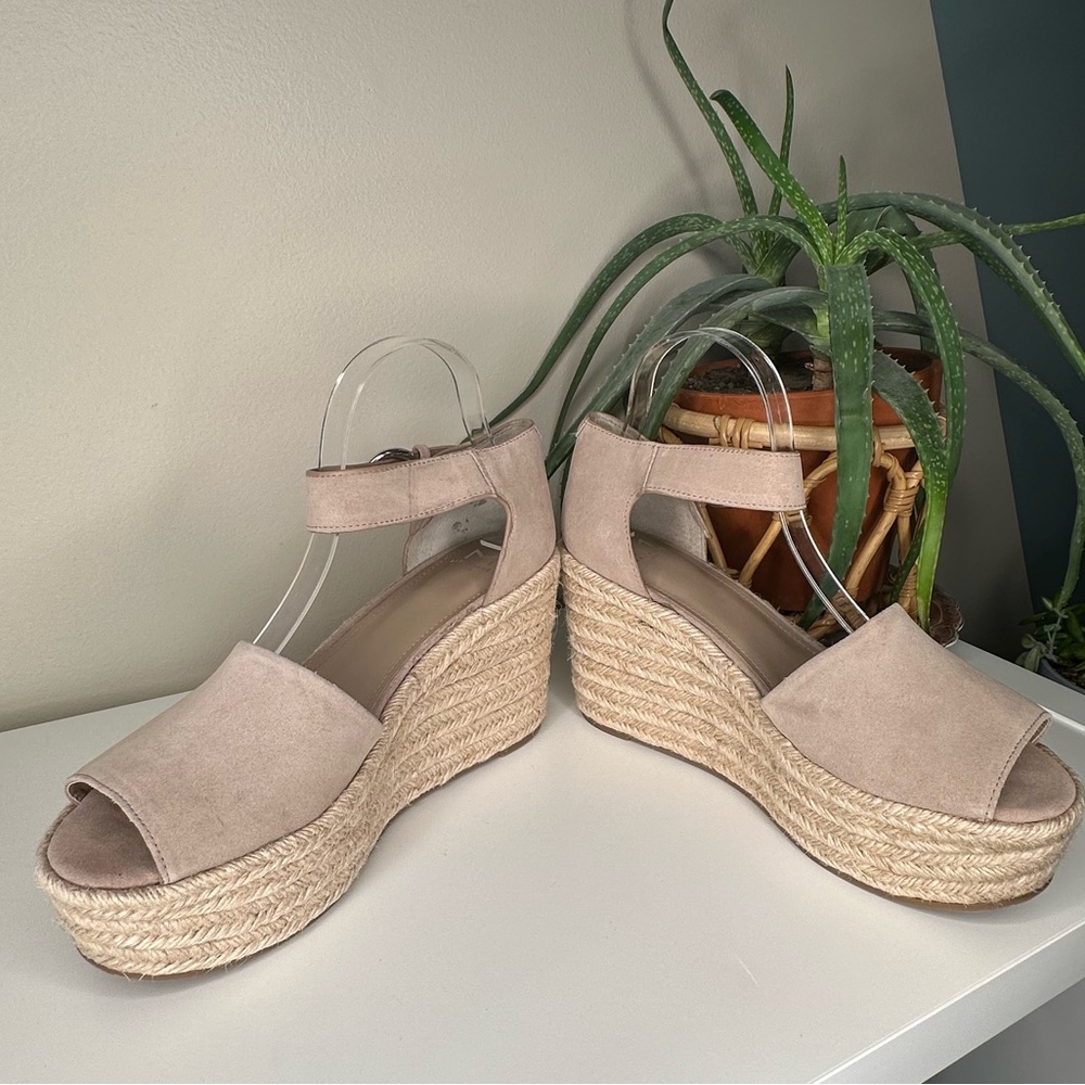 Marc Fisher LTD Malita Espadrille Wedge Sandals Taupe Suede Ankle Strap 11M - Picture 4 of 11